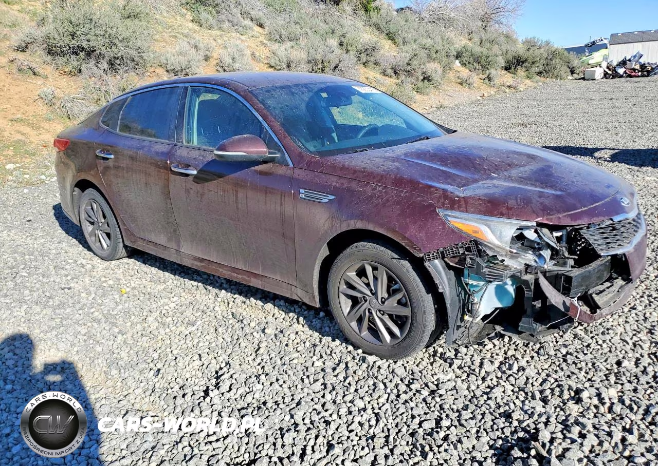 2019 Kia Optima VIN:5XXGT4L32KG325561 - 4