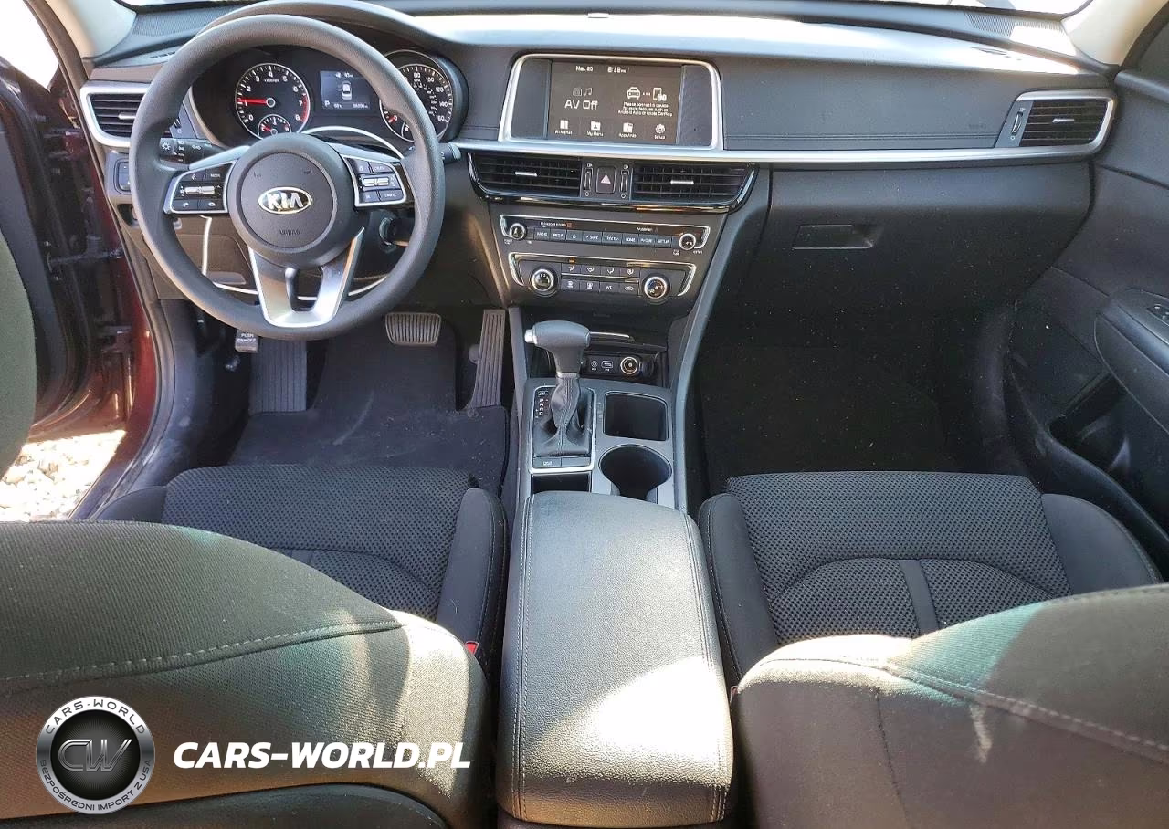 2019 Kia Optima VIN:5XXGT4L32KG325561 - 8