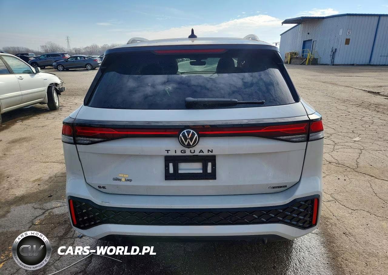 2025 Volkswagen Tiguan Se R-Line Black VIN:3VVGR7RM3SM020098 - 6
