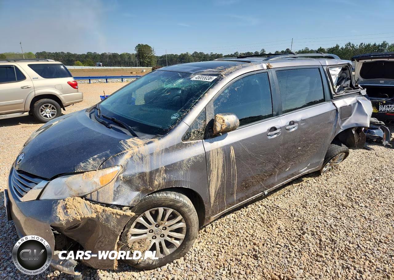 2017 Toyota Sienna Xle 8-Passenger