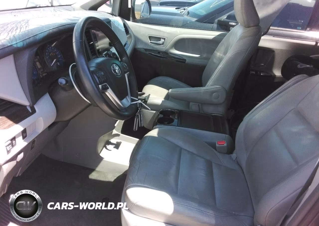 2017 Toyota Sienna Xle 8-Passenger VIN:5TDYZ3DC7HS838839 - 7