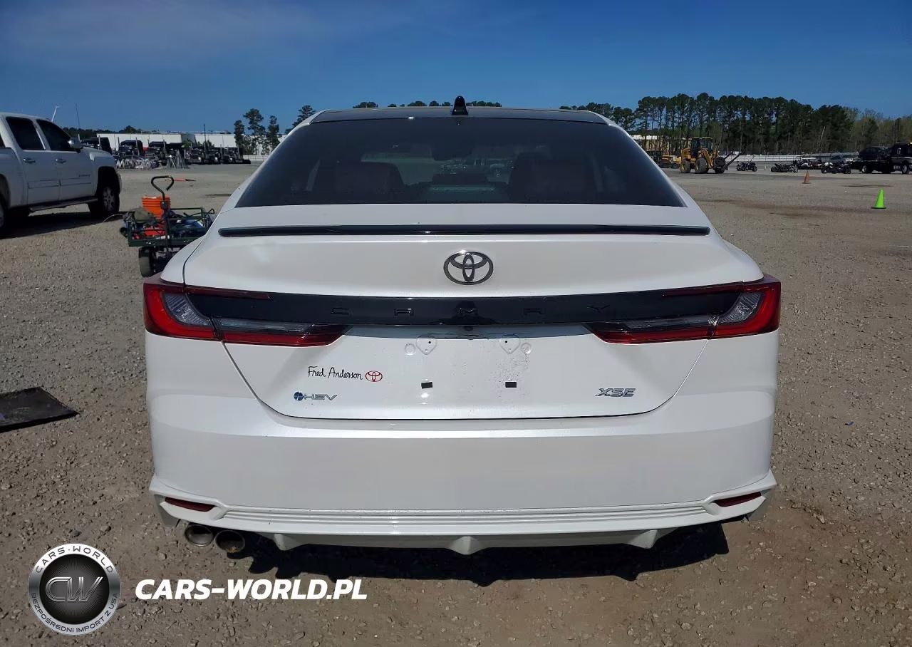 2026 Toyota Camry Xse VIN:4T1DAACK1TU671896 - 6