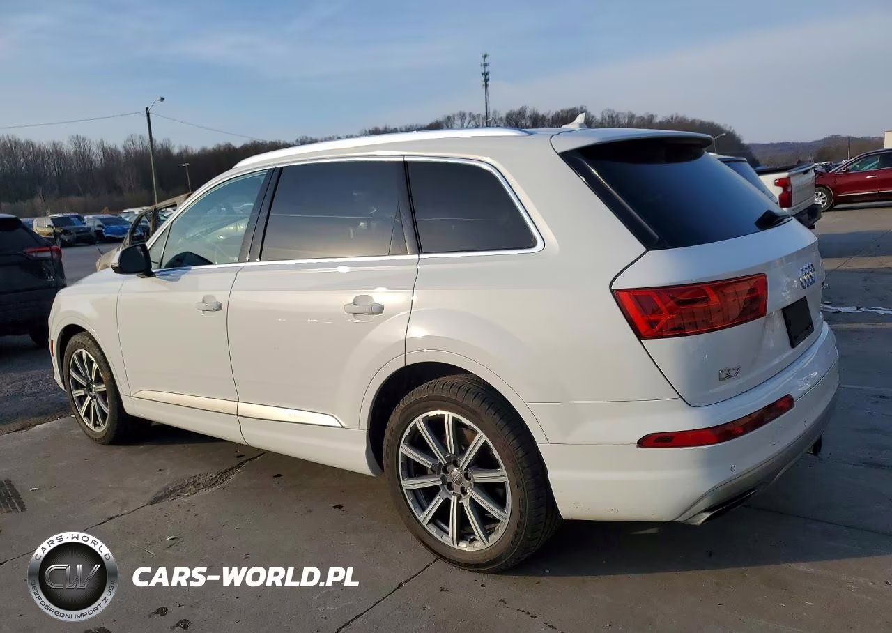 2018 Audi Q7 Prestige VIN:WA1VAAF7XJD013663 - 2