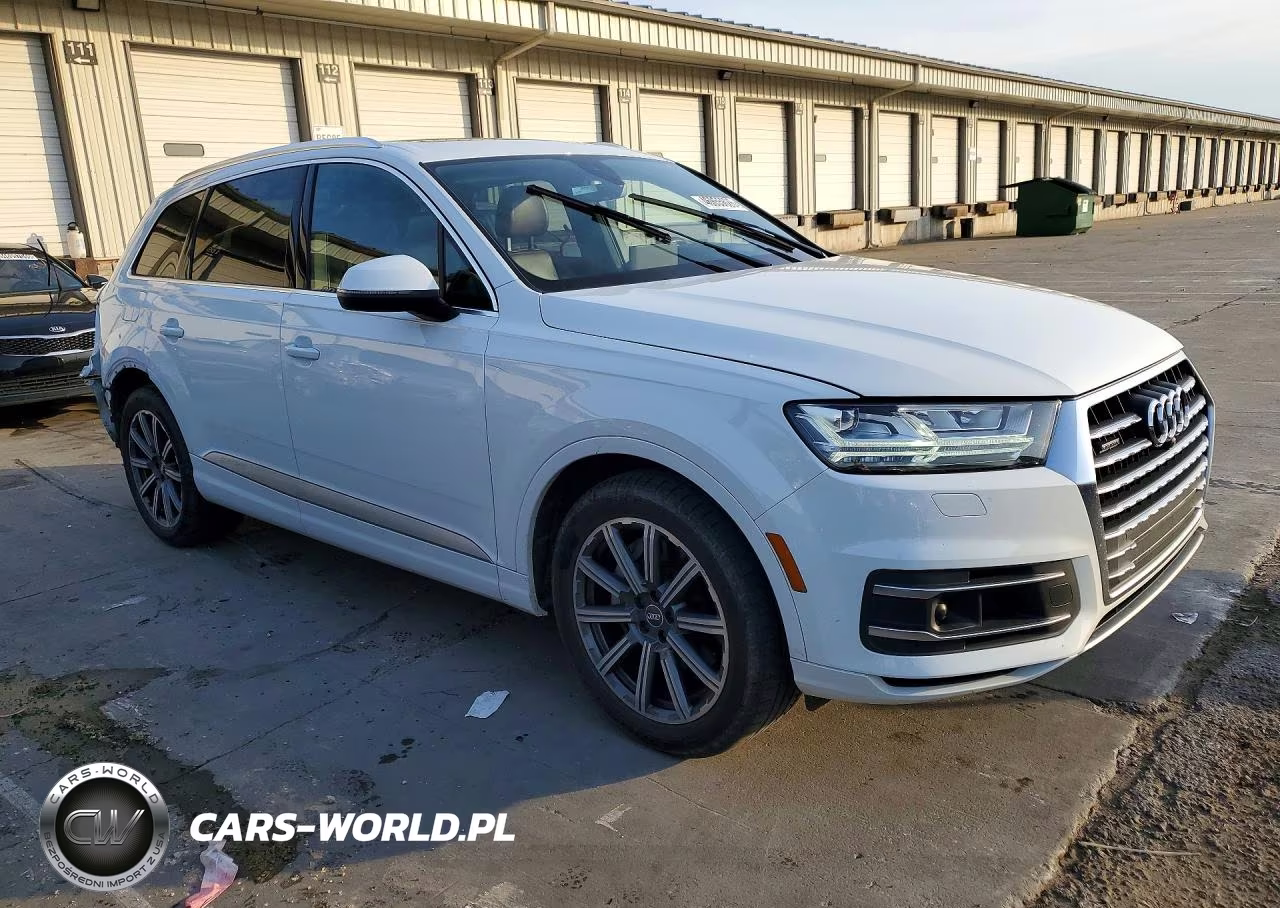 2018 Audi Q7 Prestige VIN:WA1VAAF7XJD013663 - 4