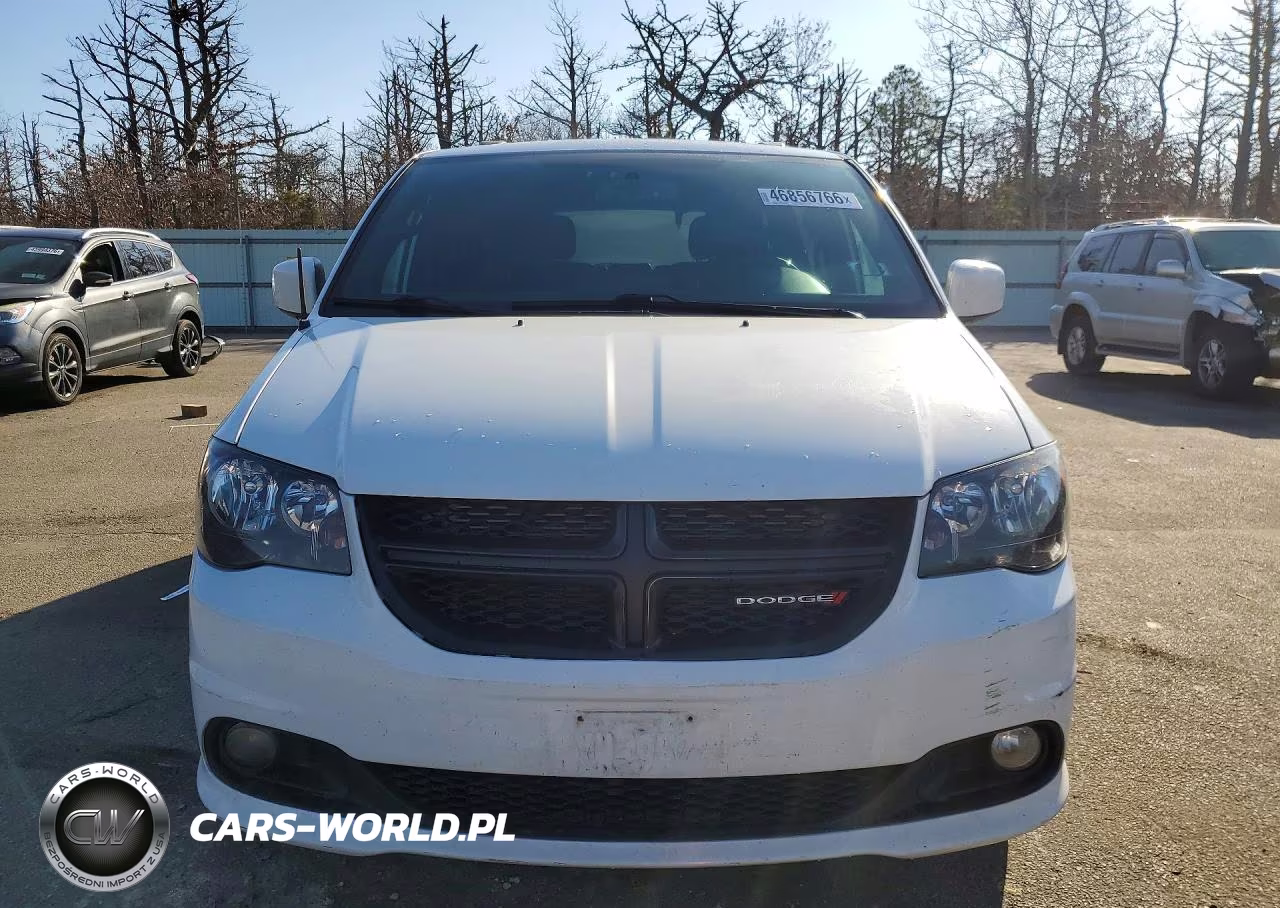 2017 Dodge Grand Caravan Gt VIN:2C4RDGEG5HR711334 - 5