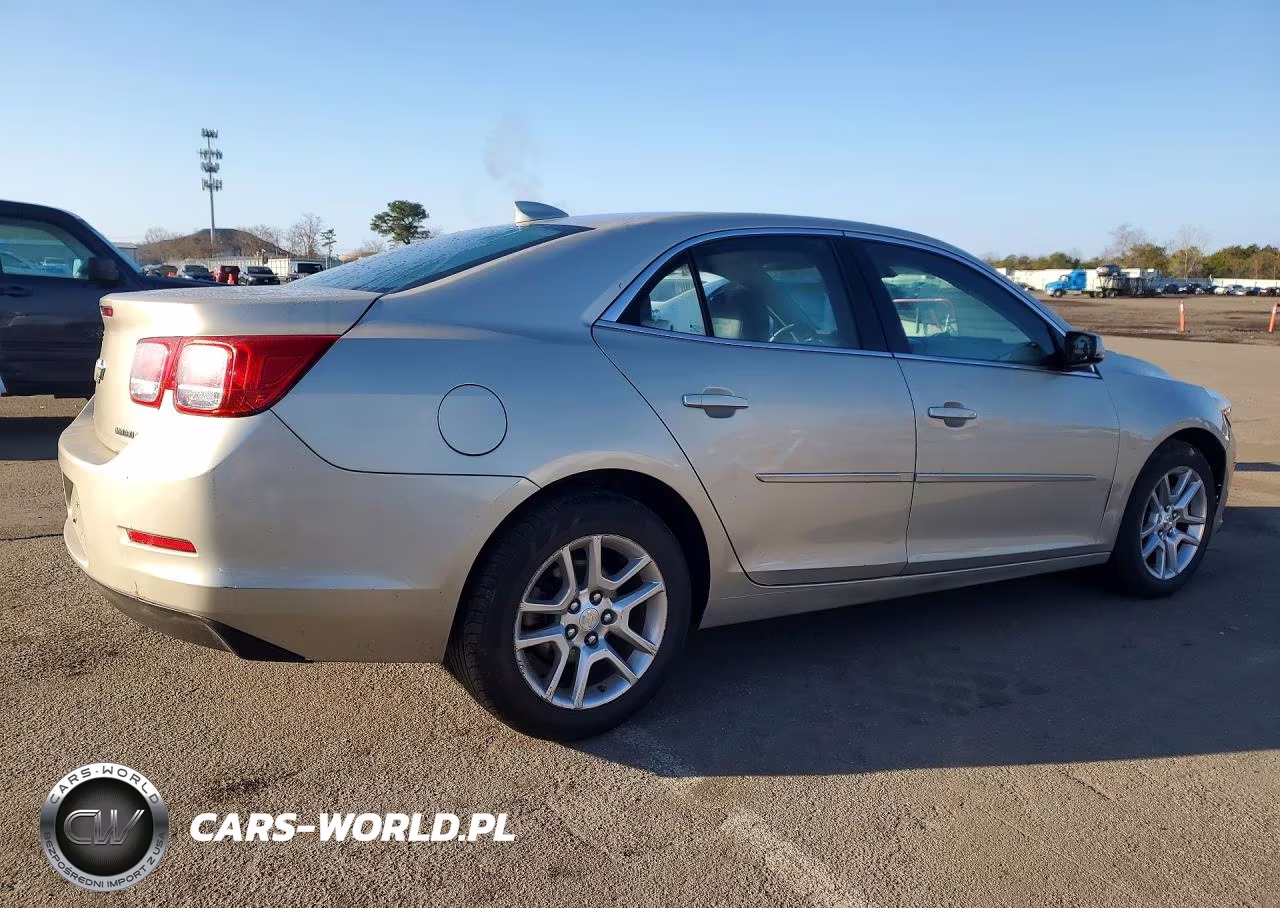 2016 Chevrolet Malibu Classic VIN:1G11C5SA0GF118337 - 3