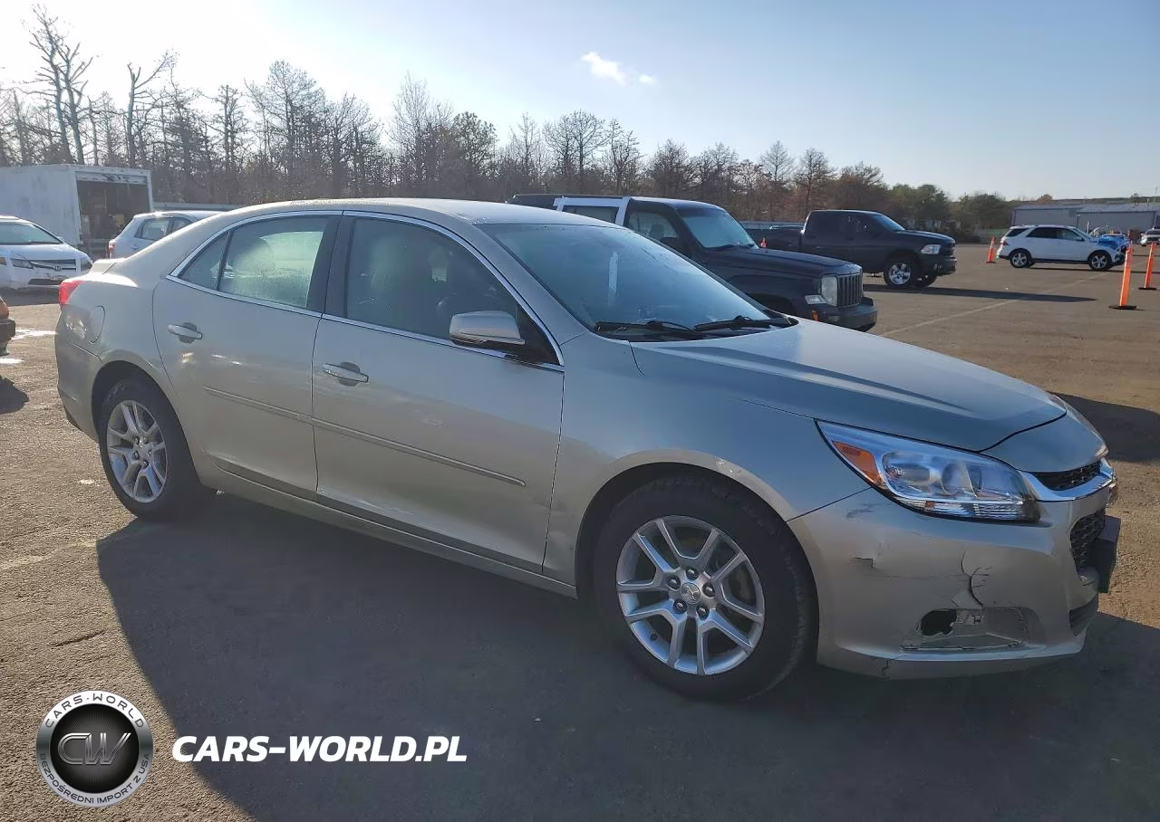 2016 Chevrolet Malibu Classic VIN:1G11C5SA0GF118337 - 4