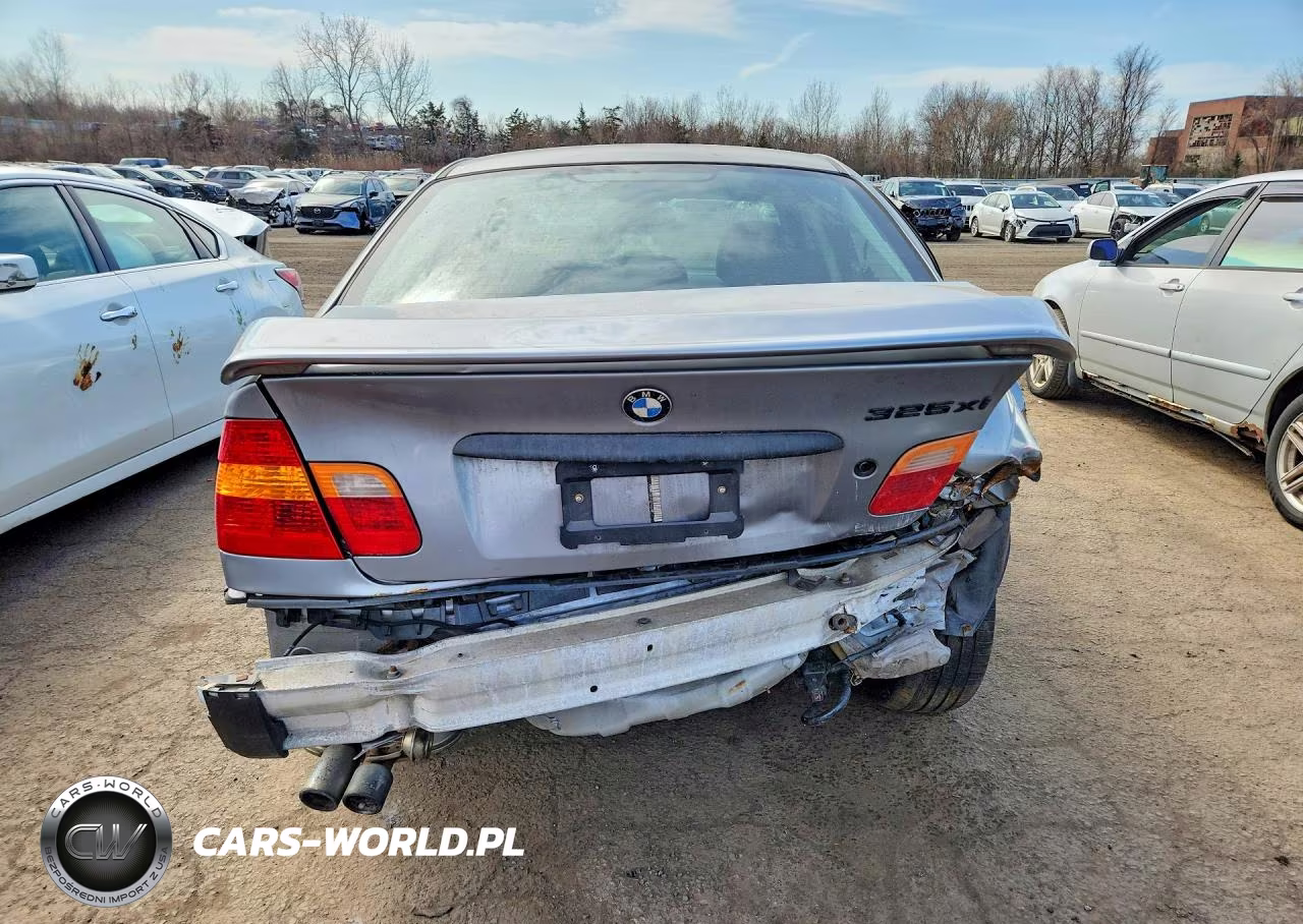 2004 BMW 325 Xi VIN:WBAEU33434PF62000 - 6