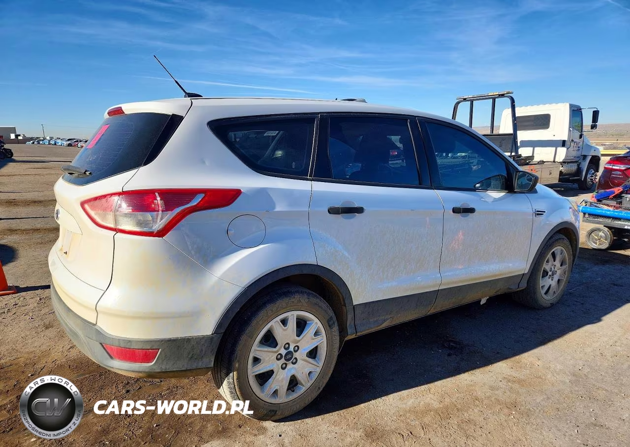 2016 Ford Escape S VIN:1FMCU0F7XGUA53678 - 3