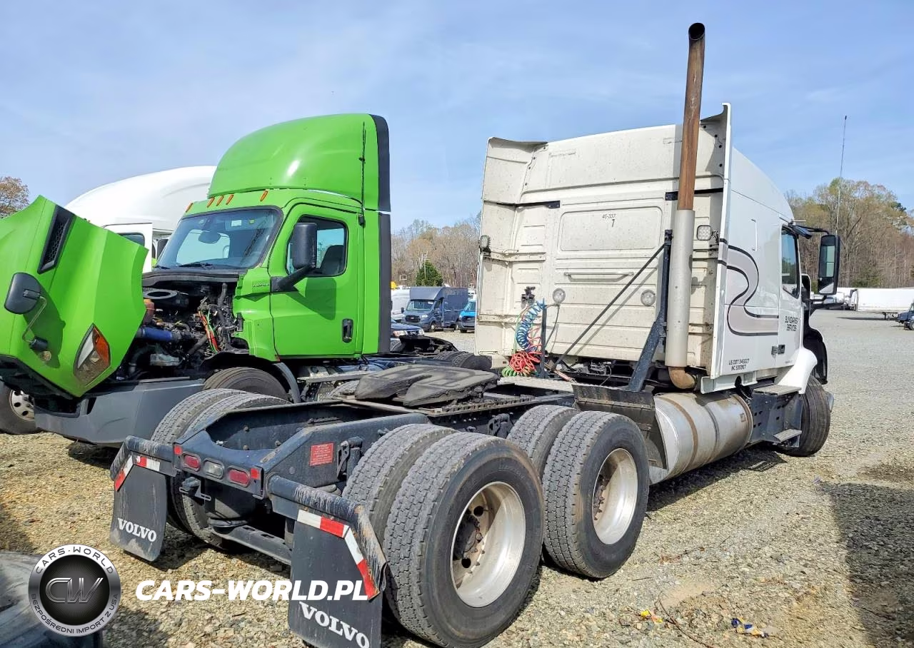 2023 Volvo Vnr Semi Truck VIN:4V4WC9EH6PN610815 - 4