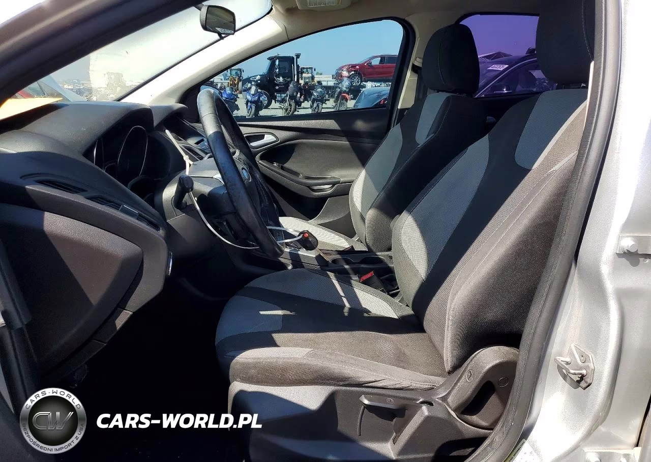 2014 Ford Focus Se VIN:1FADP3F22EL143812 - 7