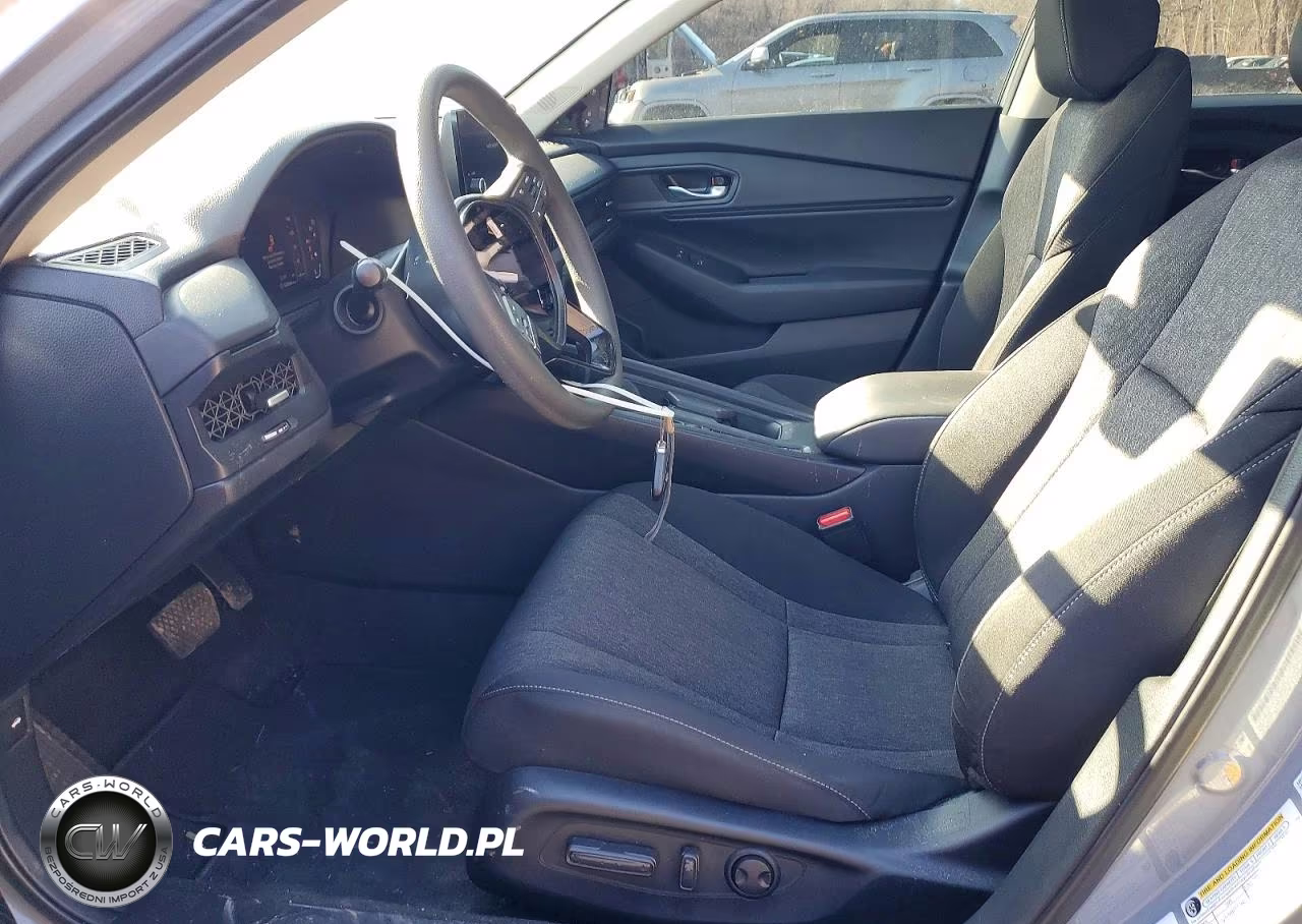 2025 Honda Accord VIN:1HGCY1F4XSA007624 - 7