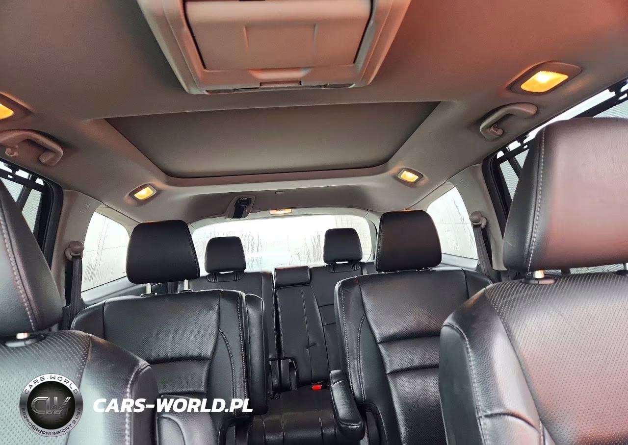 2016 Honda Pilot Elite VIN:5FNYF6H06GB002517 - 10