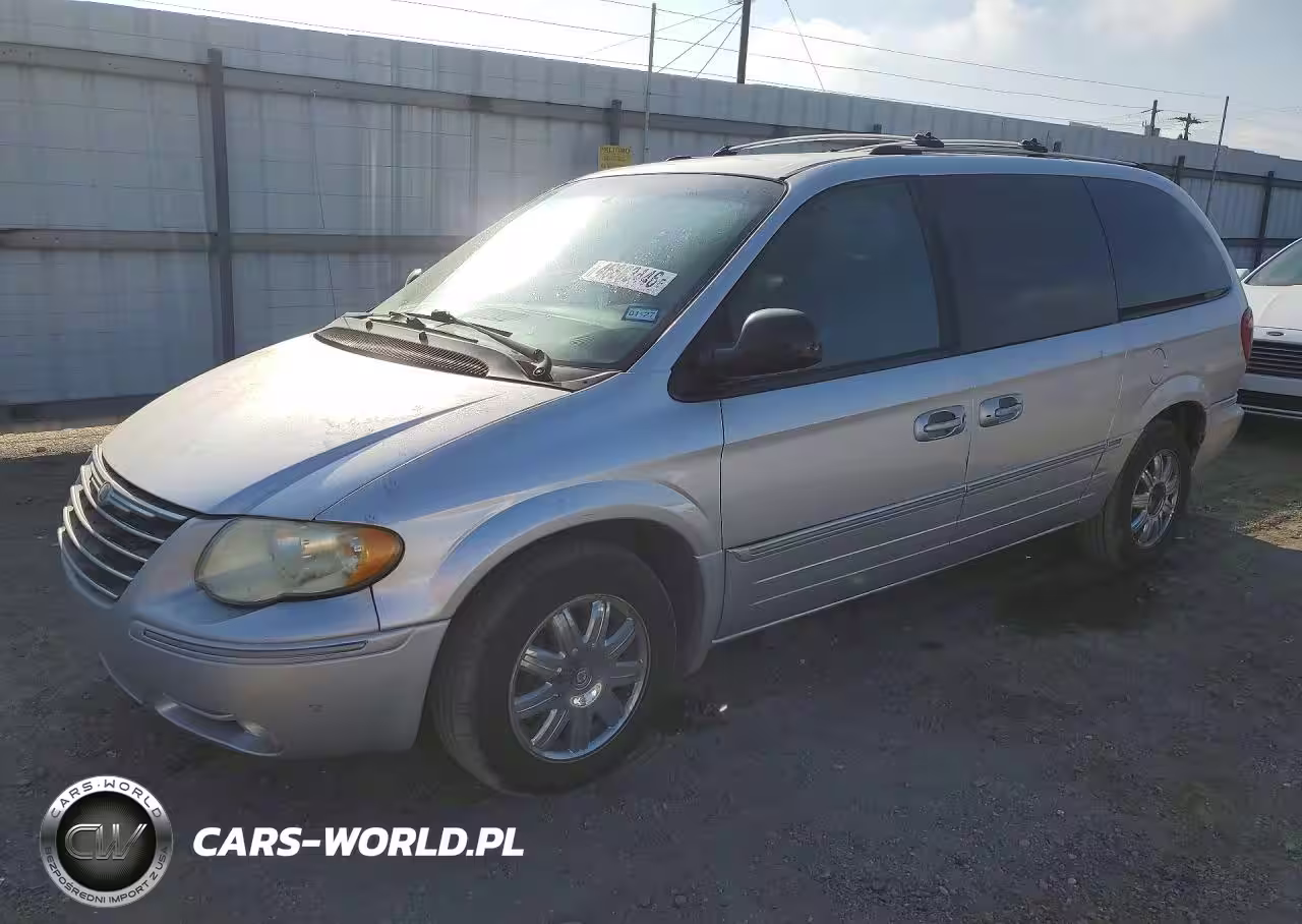 2005 Chrysler Town & Country Limited