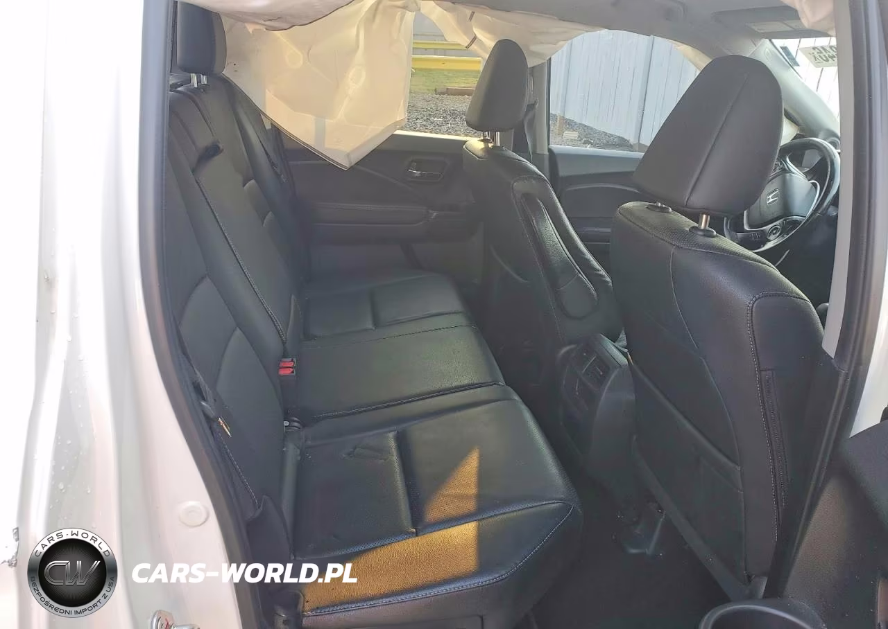 2018 Honda Ridgeline Rtl VIN:5FPYK3F63JB016598 - 10