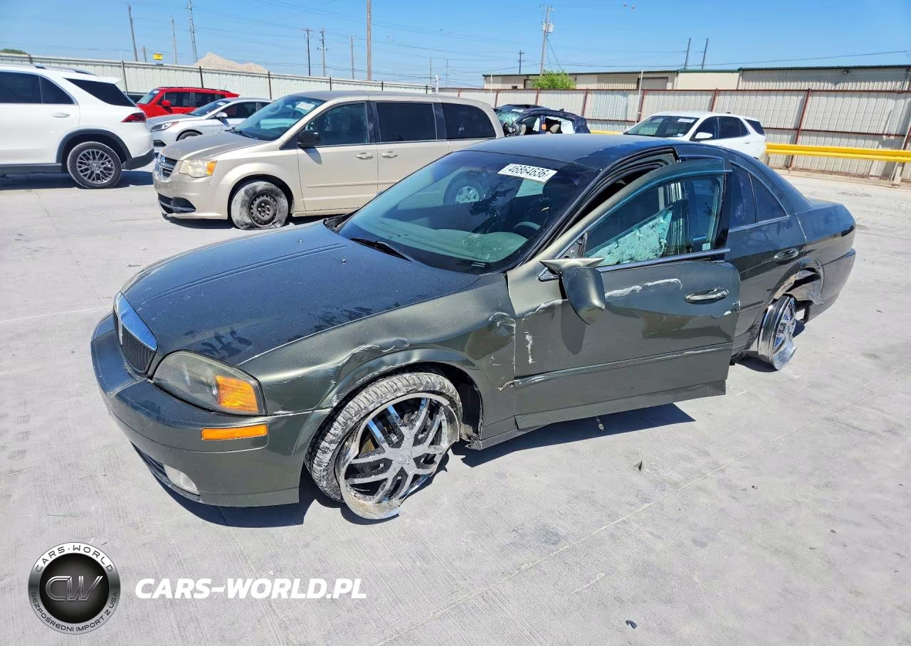 2000 Lincoln Townhouse Ls