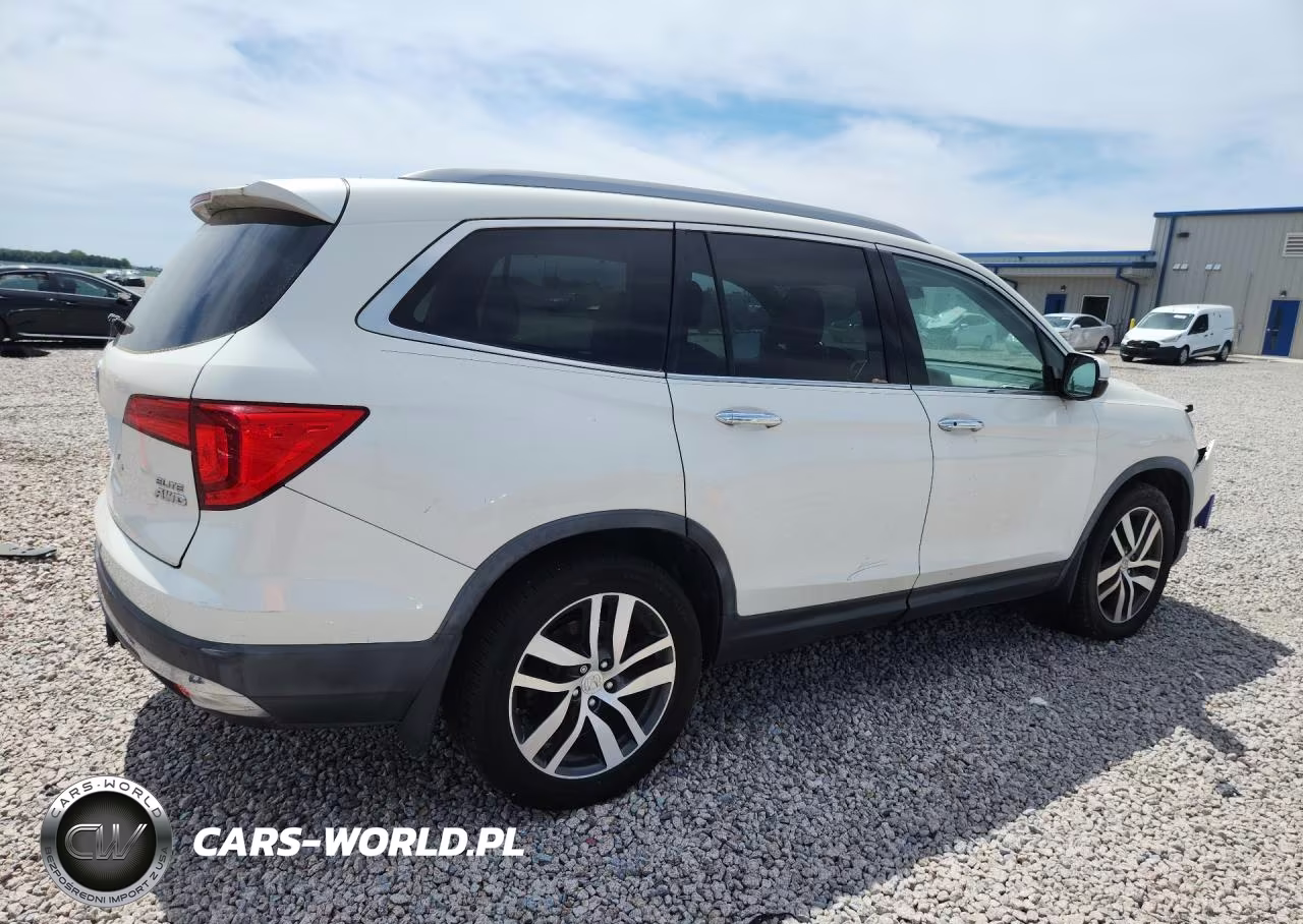 2016 Honda Pilot Elite VIN:5FNYF6H0XGB055057 - 3