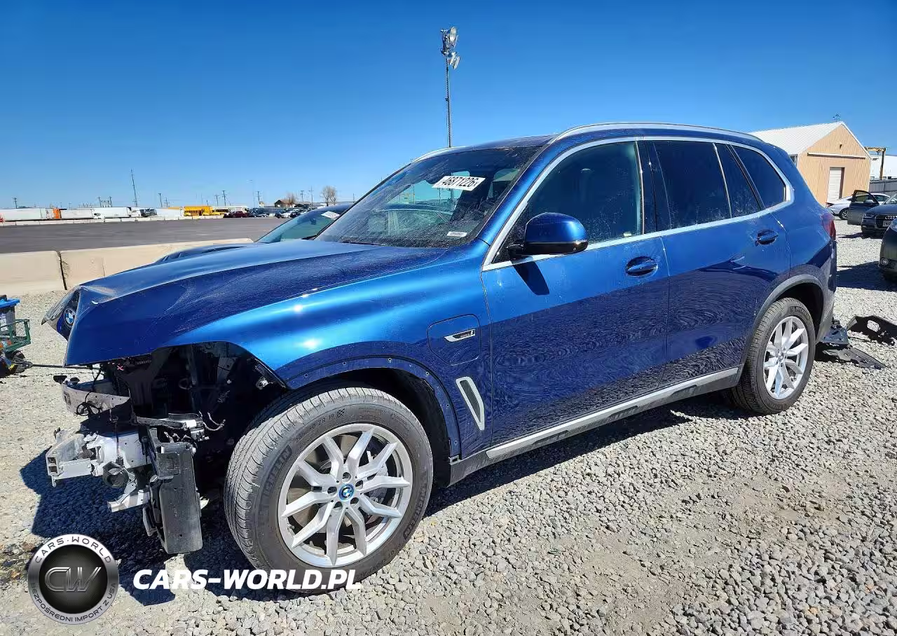 2022 BMW X5 xDrive45E