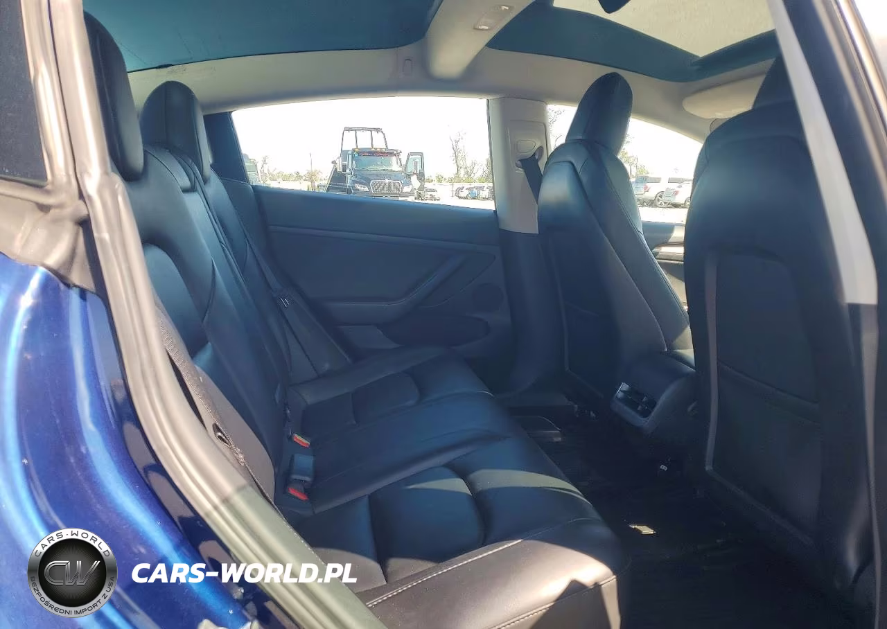 2023 Tesla Model 3 VIN:5YJ3E1EA3PF435709 - 10