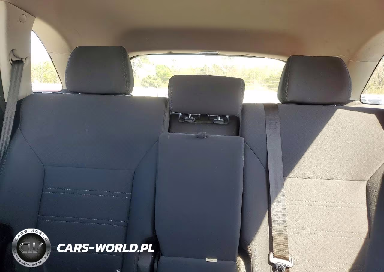 2019 Kia Sorento Lx VIN:5XYPG4A39KG478070 - 10
