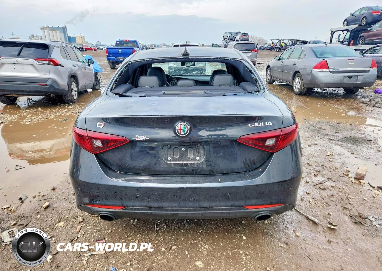 2022 Alfa Romeo Giulia Super VIN:ZARFANBN1N7660520 - 6