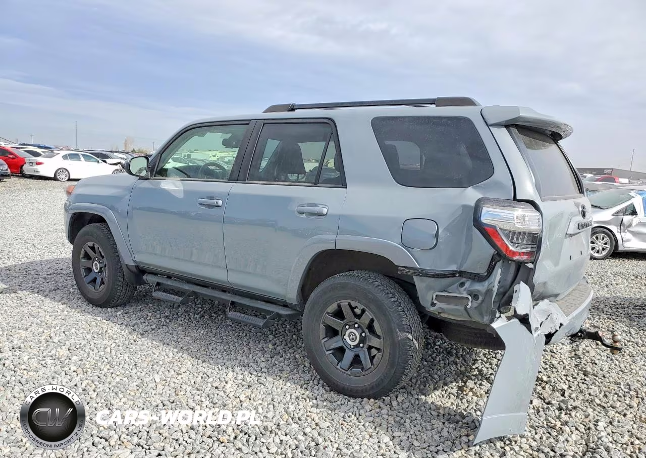 2021 Toyota 4Runner Trail Edition VIN:JTEBU5JR8M5926352 - 2