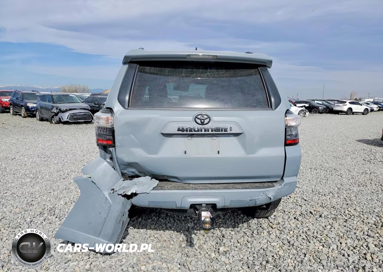 2021 Toyota 4Runner Trail Edition VIN:JTEBU5JR8M5926352 - 6