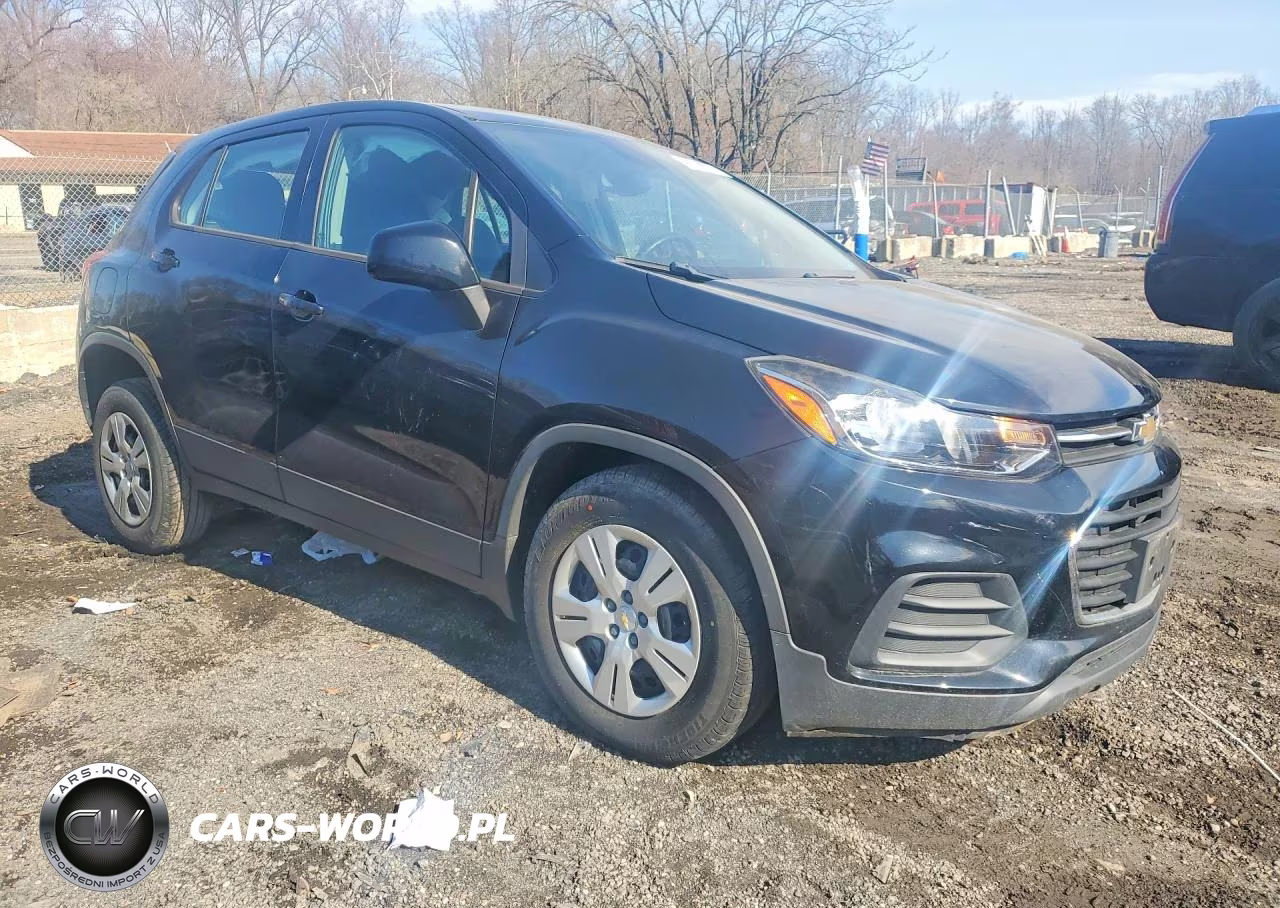 2019 Chevrolet Trax Ls VIN:3GNCJKSB3KL121672 - 4