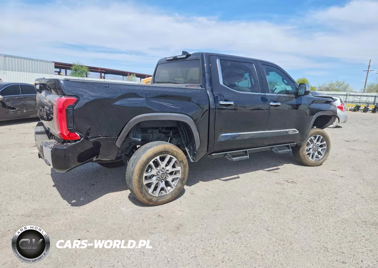 2023 Toyota Tundra 1794 Edition Hv VIN:5TFMC5DBXPX028004 - 3