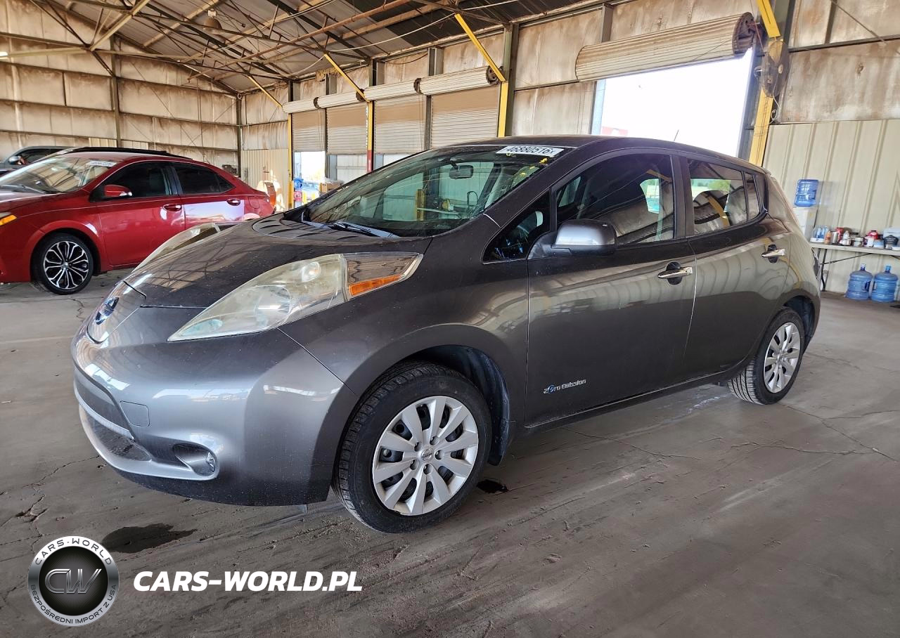 2016 Nissan Leaf S-24