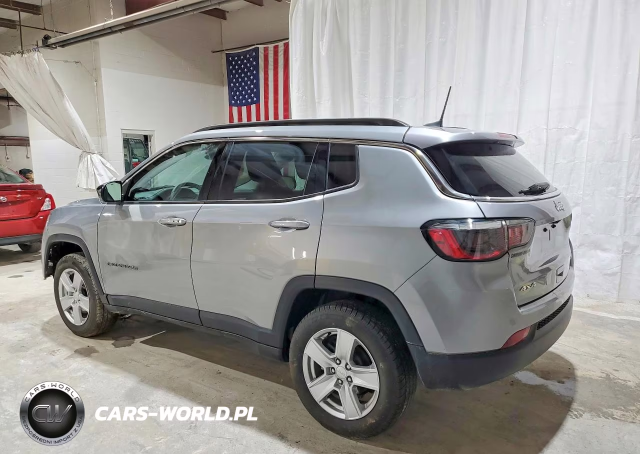 2022 Jeep Compass Latitude VIN:3C4NJDBB4NT181798 - 2
