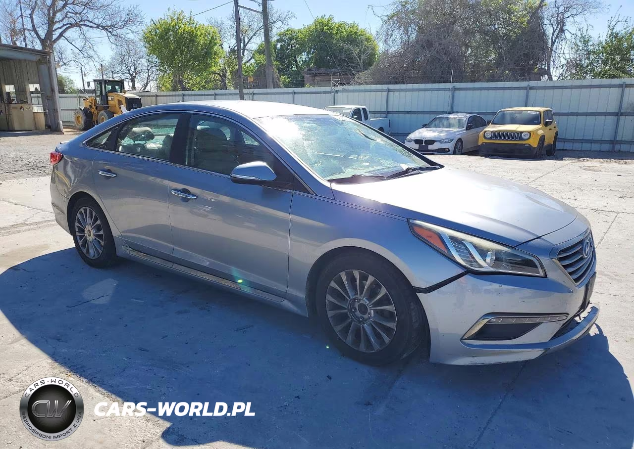 2015 Hyundai Sonata Limited VIN:5NPE34AF8FH049224 - 4