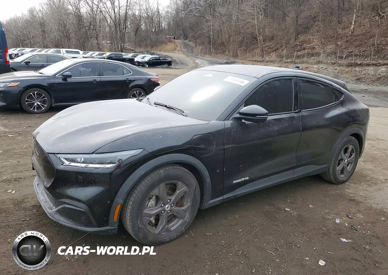2021 Ford Mustang Mach-E Select – zdjęcie 1 z 14