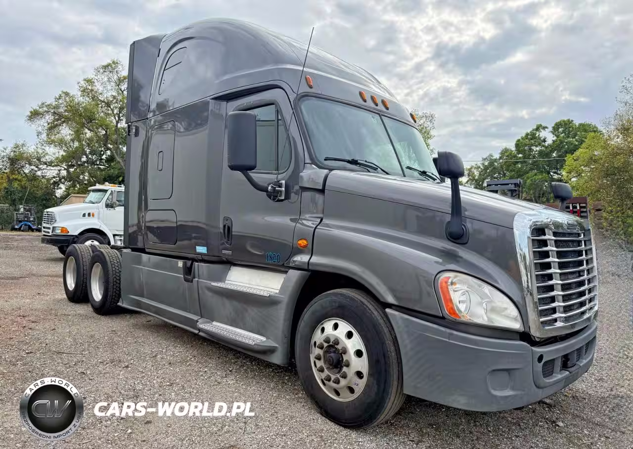 2018 Freightliner Cascadia 126 Trucks