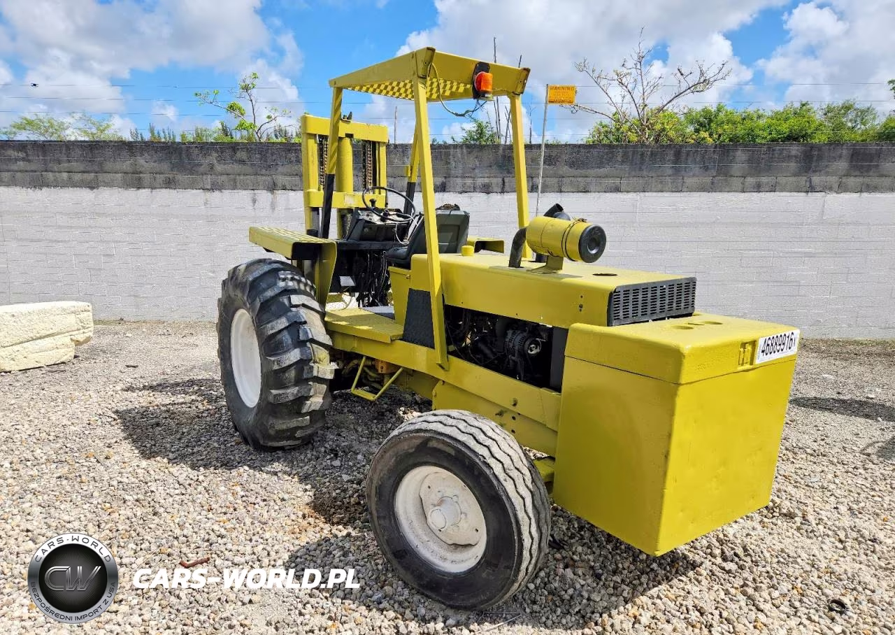 1989 Forklifts