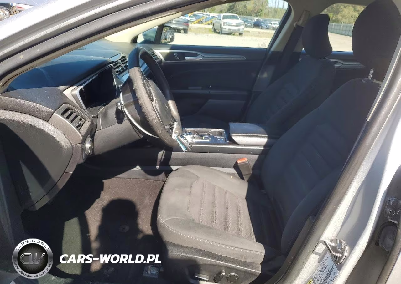 2019 Ford Fusion Se VIN:3FA6P0LU1KR118913 - 7