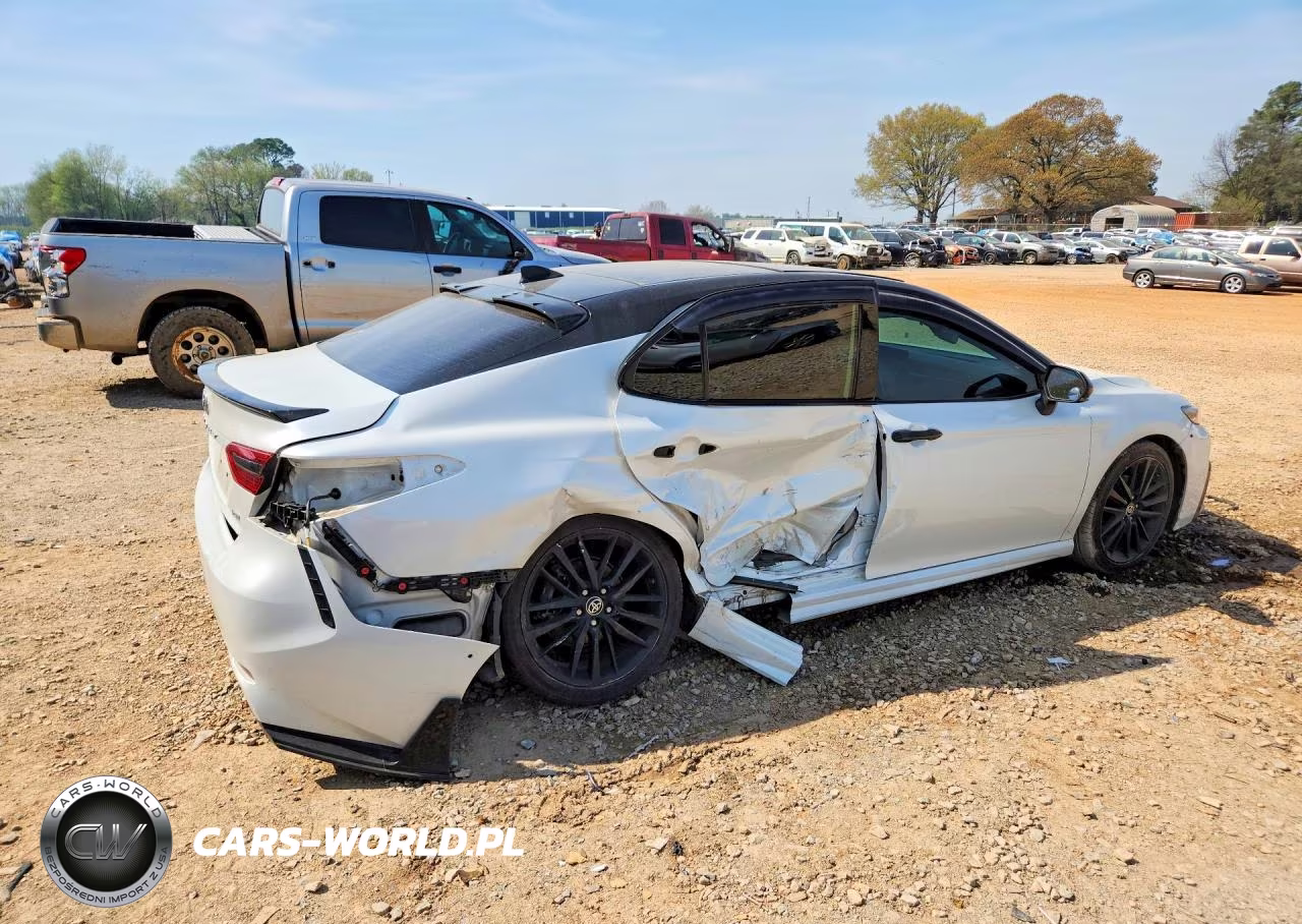 2022 Toyota Camry Xse VIN:4T1K61AK0NU499715 - 3
