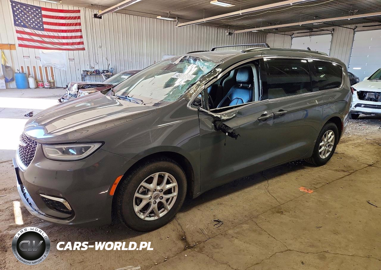 2022 Chrysler Pacifica Touring L