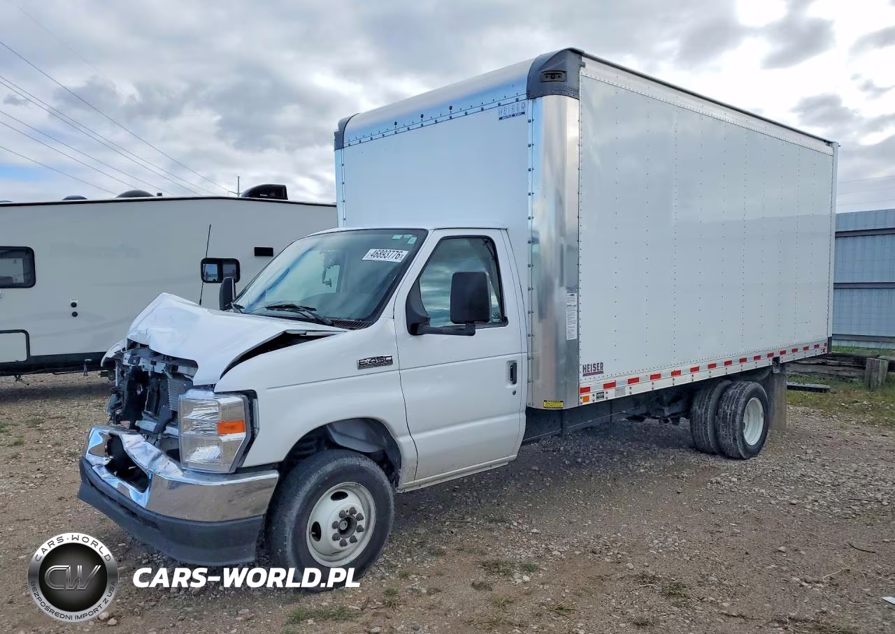 2024 Ford E450 Box Truck