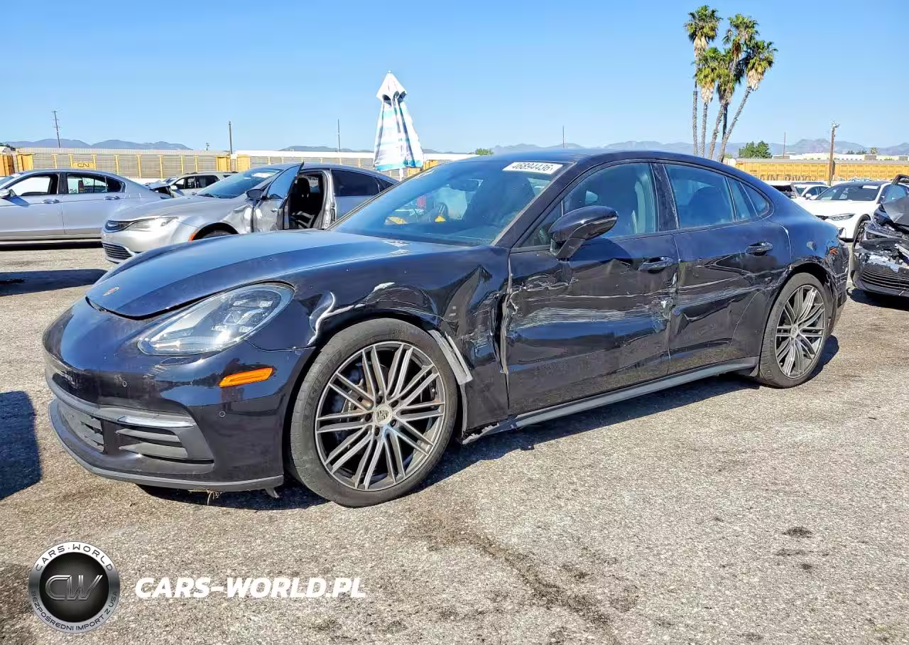 2020 Porsche Panamera Base