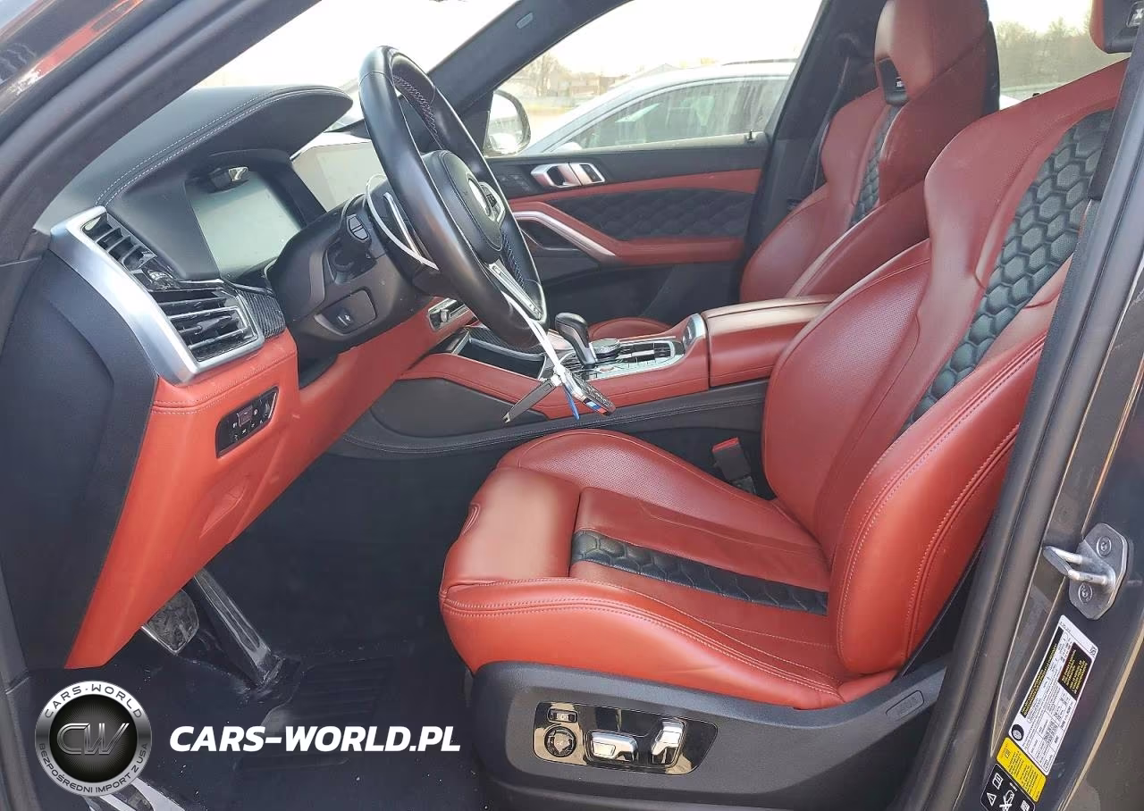 2022 BMW X6 M VIN:5YMCY0C02N9J90203 - 7