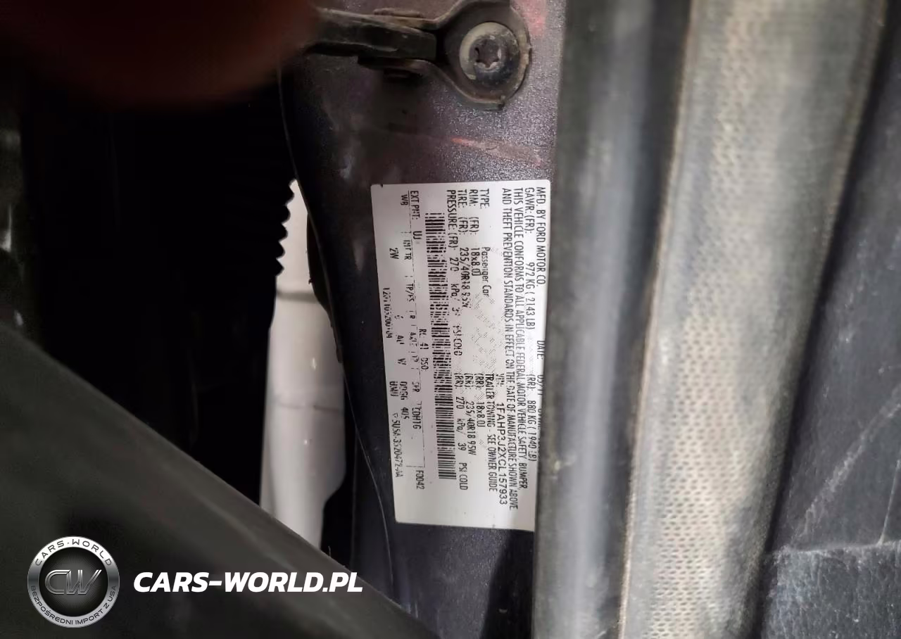 2012 Ford Focus Titanium VIN:1FAHP3J2XCL157933 - 12