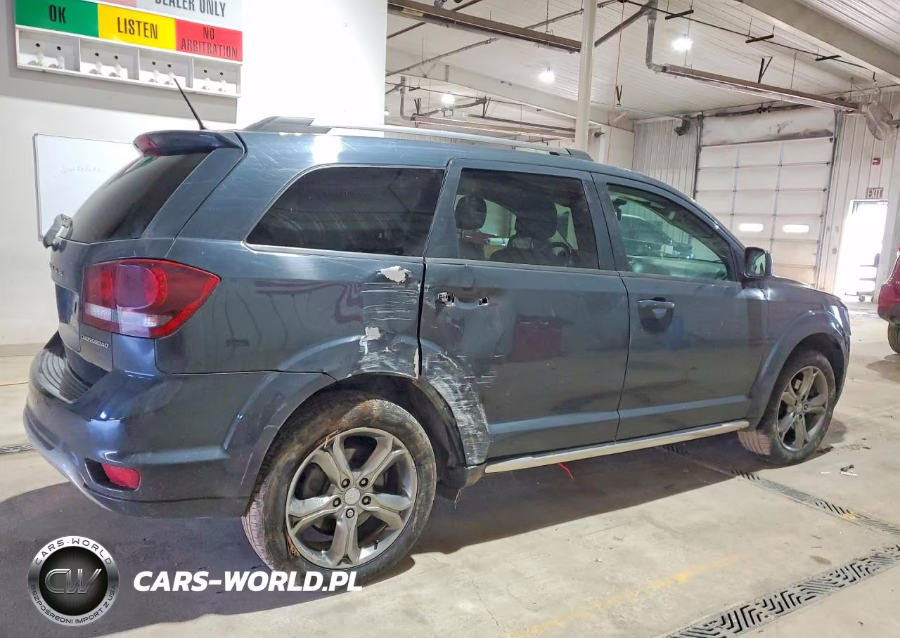 2017 Dodge Journey Crossroad VIN:3C4PDDGG3HT706701 - 3
