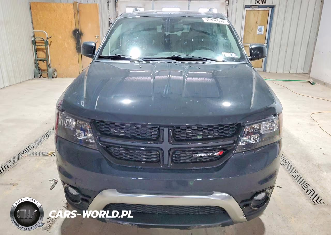 2017 Dodge Journey Crossroad VIN:3C4PDDGG3HT706701 - 5