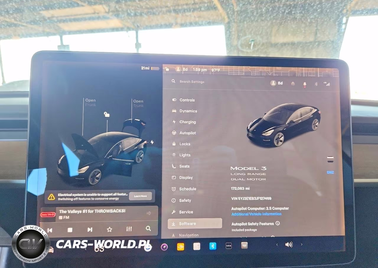2018 Tesla Model 3 VIN:5YJ3E1EB3JF127469 - 9