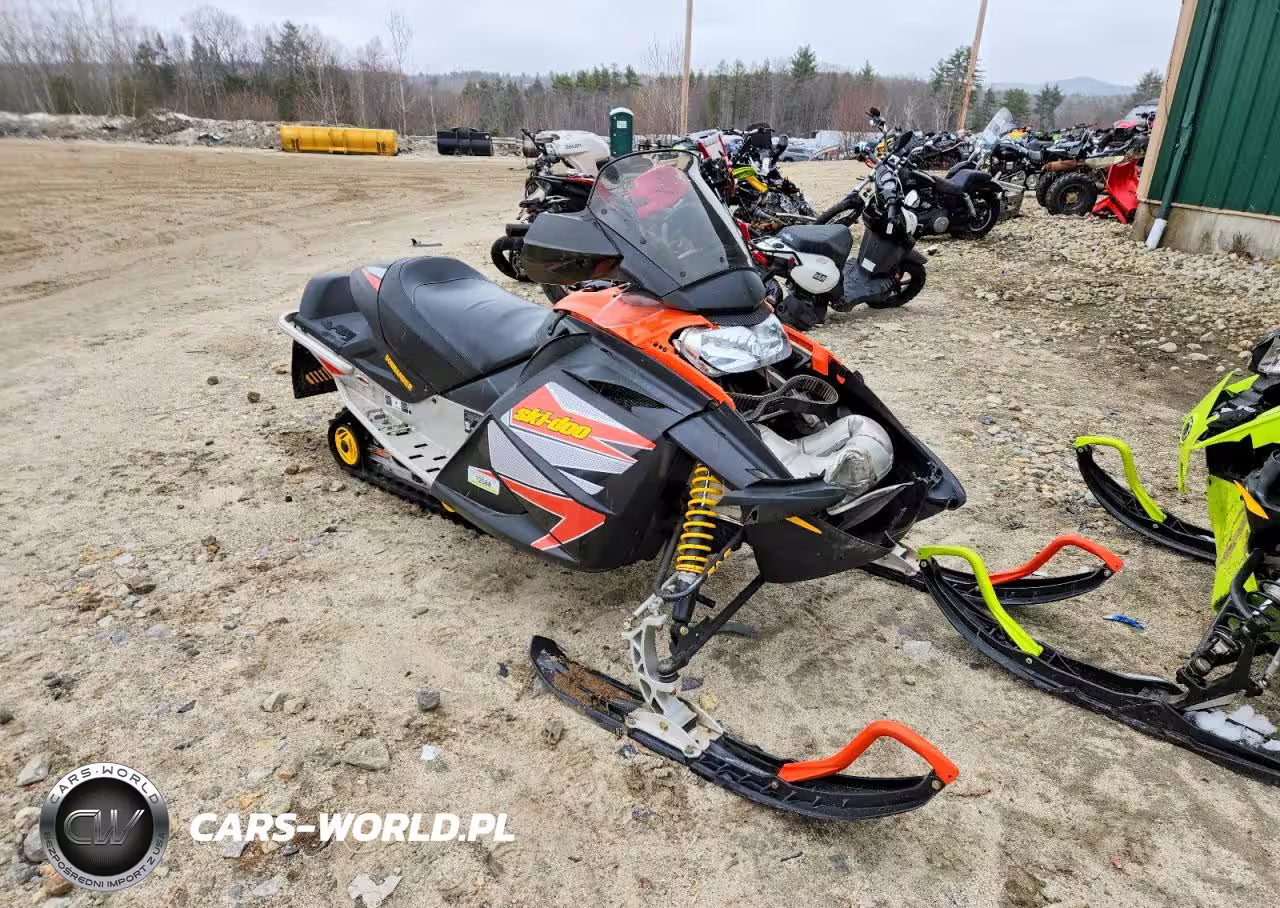 2004 Skidoo Mx Z Fan 380