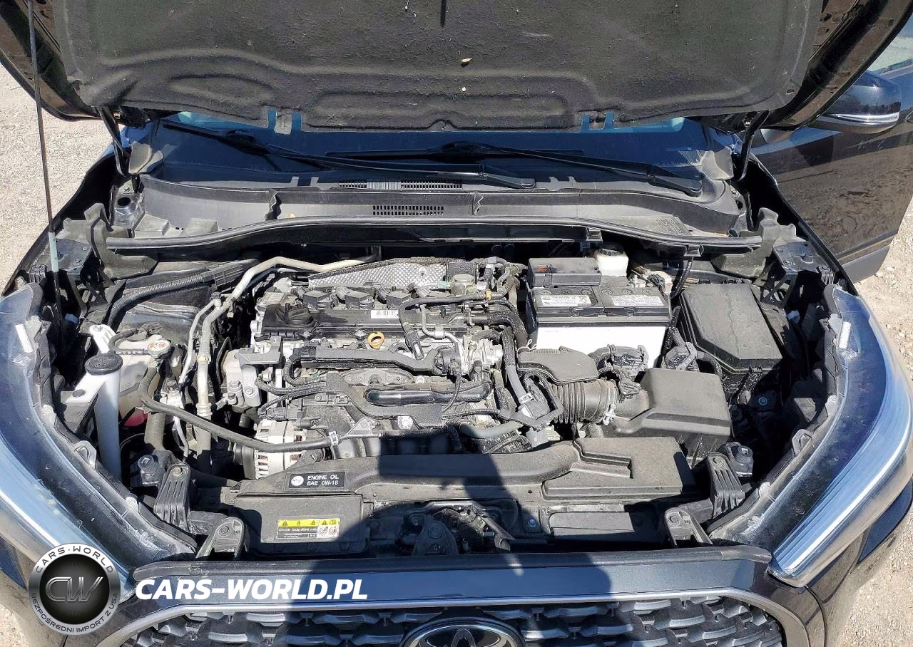 2022 Toyota Corolla Cross Xle VIN:7MUEAAAGXNV015815 - 11