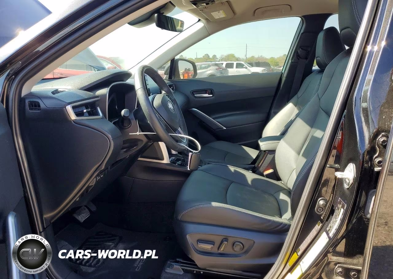 2022 Toyota Corolla Cross Xle VIN:7MUEAAAGXNV015815 - 7