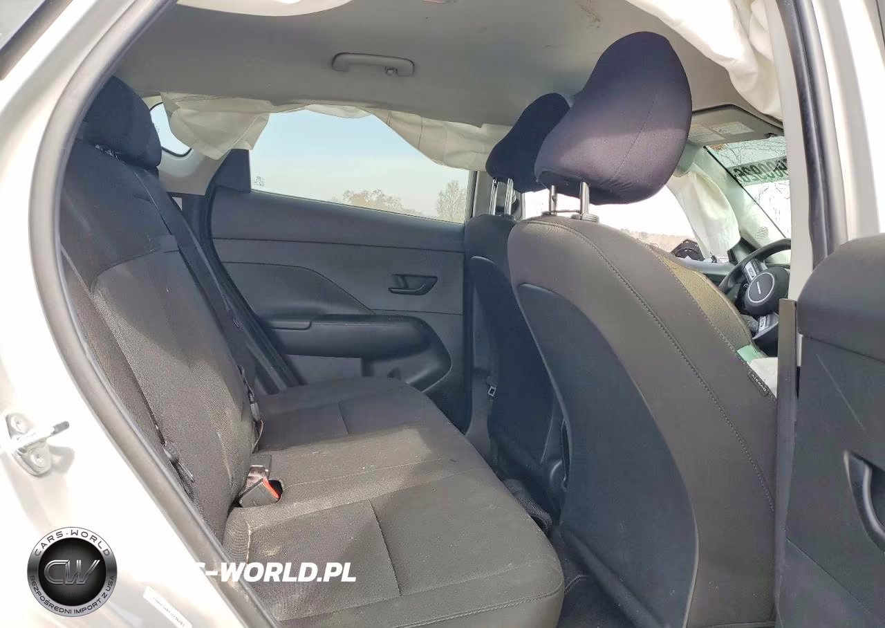 2025 Hyundai Kona Se VIN:KM8HA3AB4SU246283 - 11