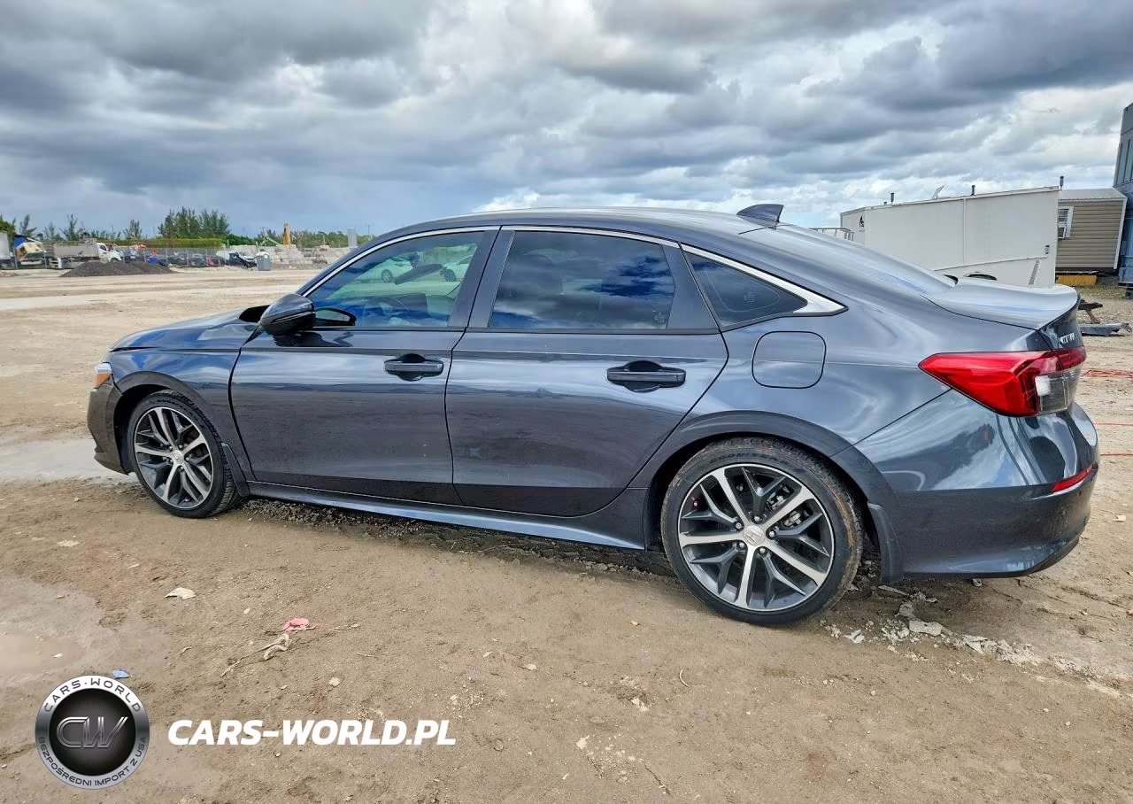 2024 Honda Civic Touring VIN:2HGFE1F97RH337928 - 2